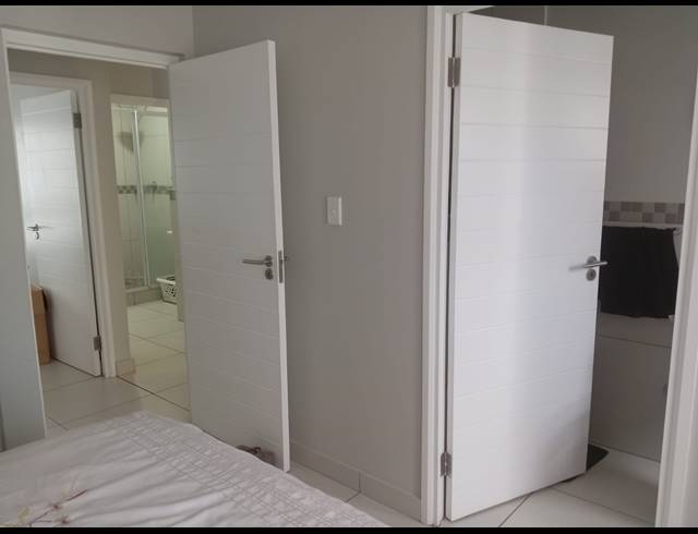 2 BEDROOM APARTMENT FOR SALE IN UMHLANGA RIDGE